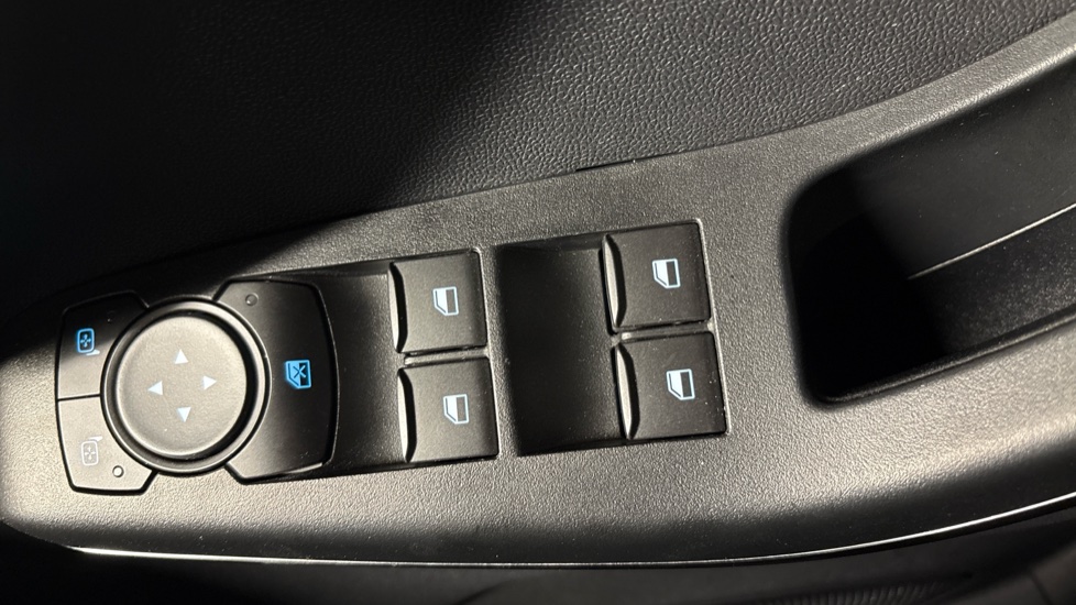 Ford Fiesta 1.0 EcoBoost Hybrid mHEV 125 ST-Line 5dr Petrol Hatchback - Image 22