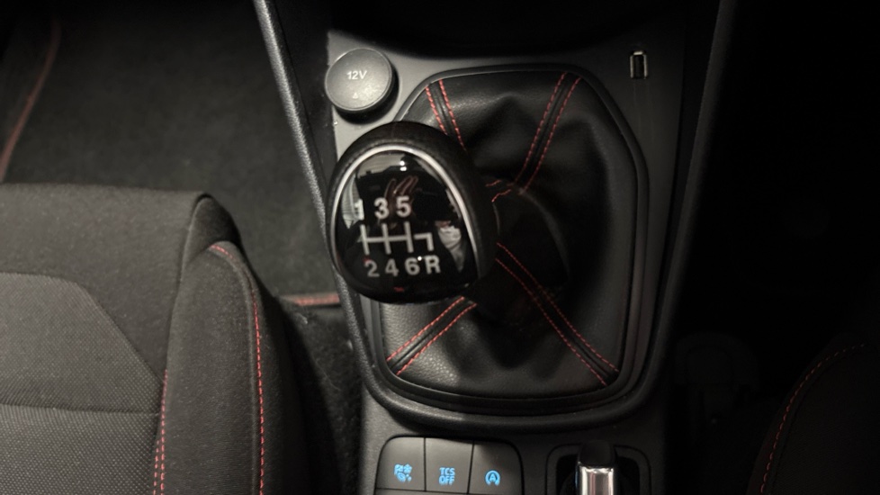 Ford Fiesta 1.0 EcoBoost Hybrid mHEV 125 ST-Line 5dr Petrol Hatchback - Image 39