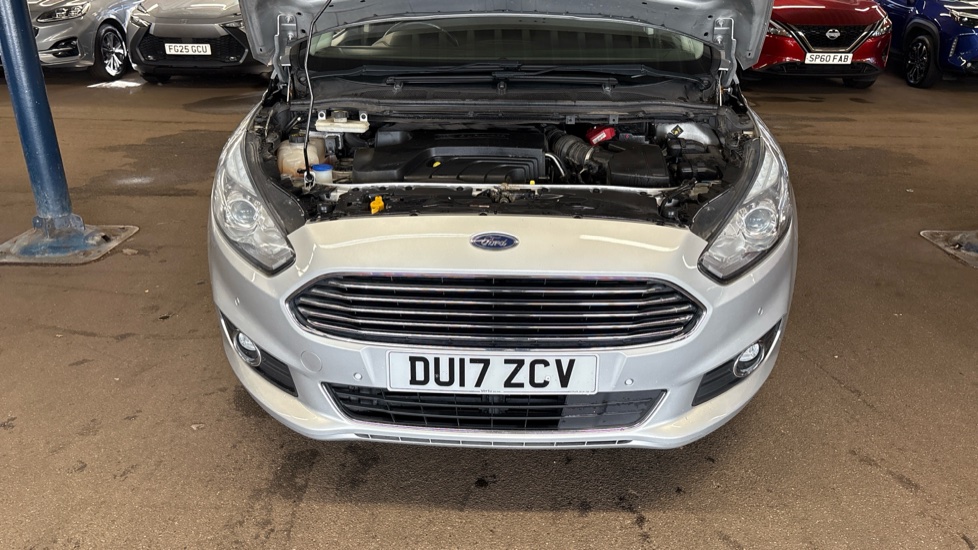 Ford S-MAX 2.0 TDCi 180 Titanium 5dr Diesel Estate - Image 8