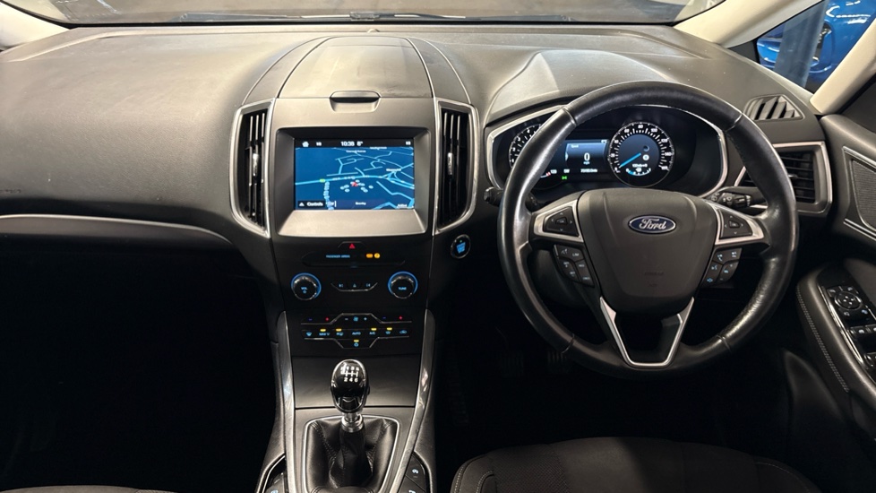 Ford S-MAX 2.0 TDCi 180 Titanium 5dr Diesel Estate - Image 10