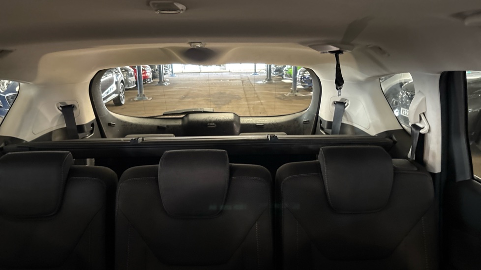 Ford S-MAX 2.0 TDCi 180 Titanium 5dr Diesel Estate - Image 15