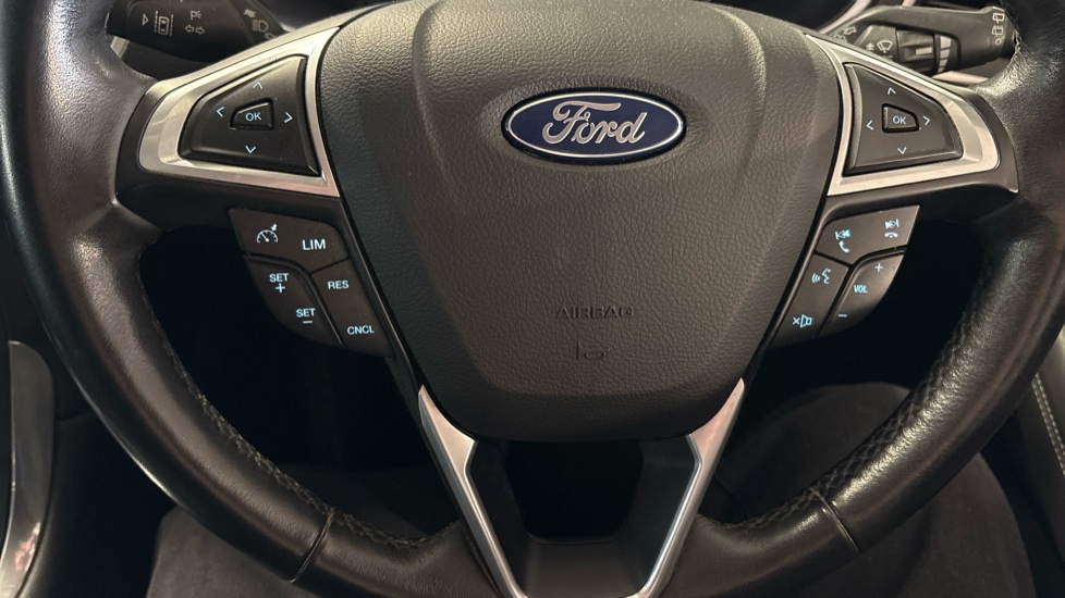 Ford S-MAX 2.0 TDCi 180 Titanium 5dr Diesel Estate - Image 30