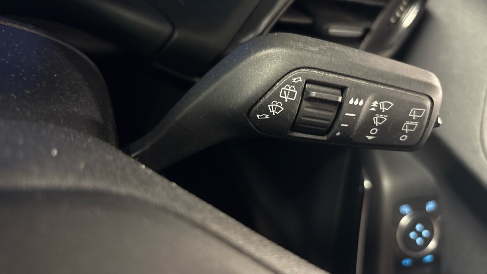 Ford Puma 1.0 EcoBoost Hybrid mHEV ST-Line 5dr Petrol Hatchback - Image 29