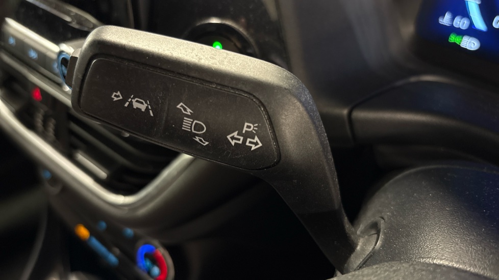 Ford Puma 1.0 EcoBoost Hybrid mHEV ST-Line 5dr Petrol Hatchback - Image 30