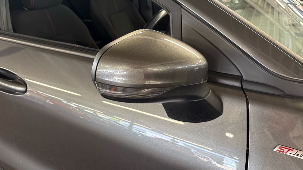 Ford Puma 1.0 EcoBoost Hybrid mHEV ST-Line 5dr Petrol Hatchback - Image 44