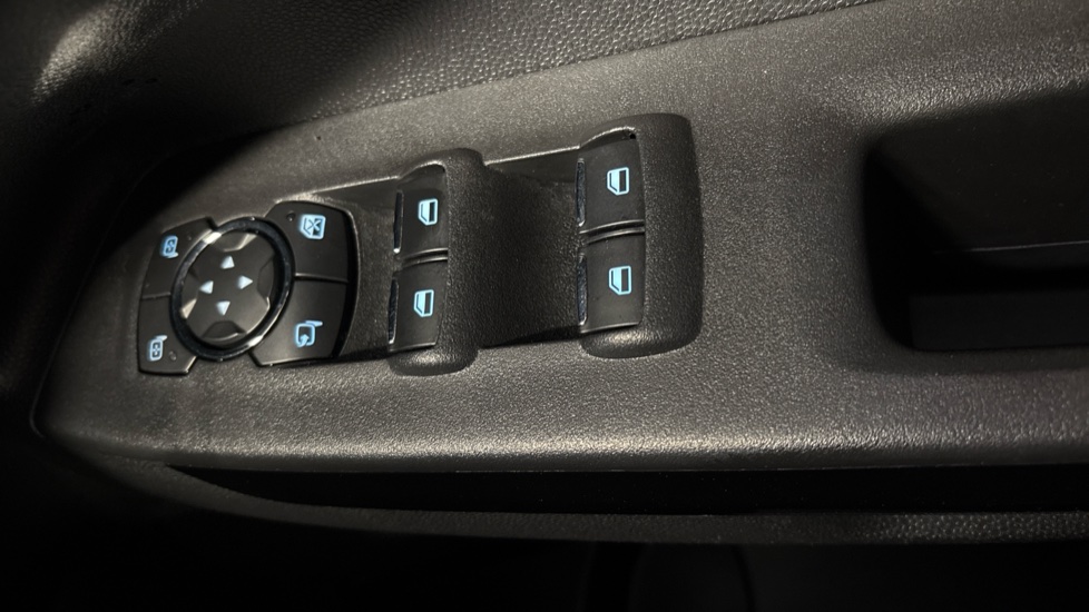 Ford EcoSport 1.0 EcoBoost 125 ST-Line 5dr Petrol Hatchback - Image 22