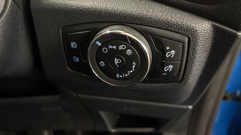 Ford EcoSport 1.0 EcoBoost 125 ST-Line 5dr Petrol Hatchback - Image 25