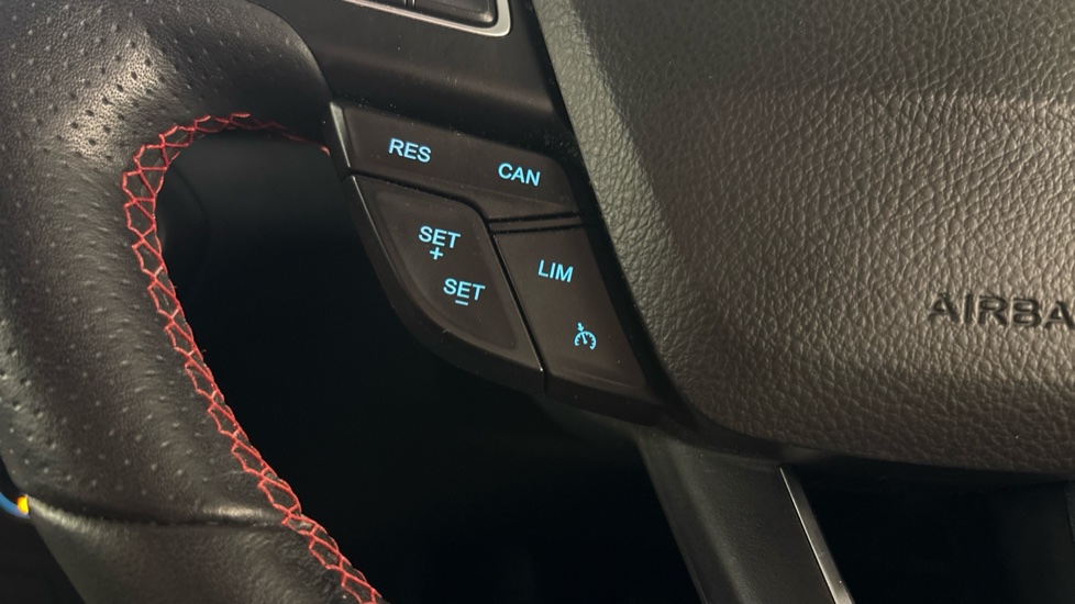 Ford EcoSport 1.0 EcoBoost 125 ST-Line 5dr Petrol Hatchback - Image 28