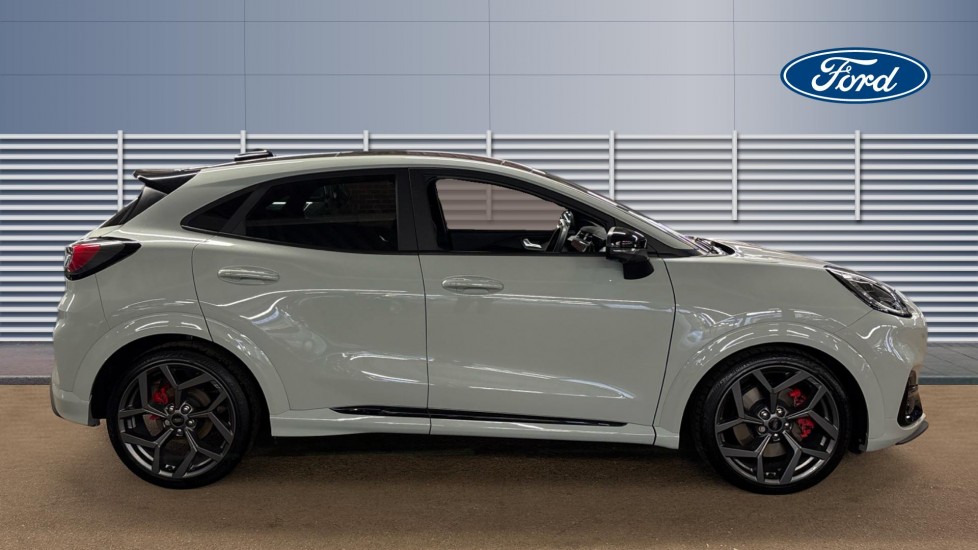 Ford Puma ST 1.0 EcoBoost Hybrid mHEV 170 ST 5dr DCT Petrol Hatchback - Image 5