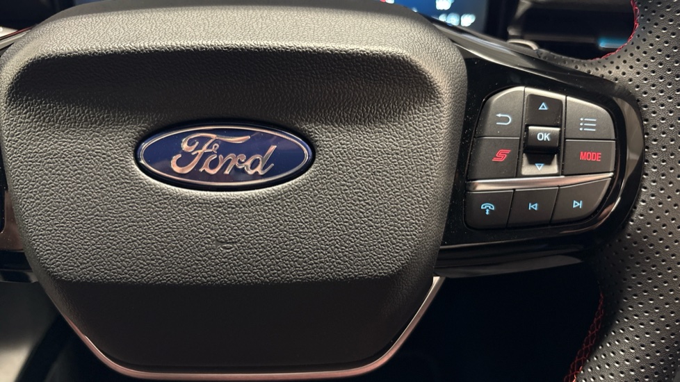 Ford Puma ST 1.0 EcoBoost Hybrid mHEV 170 ST 5dr DCT Petrol Hatchback - Image 26