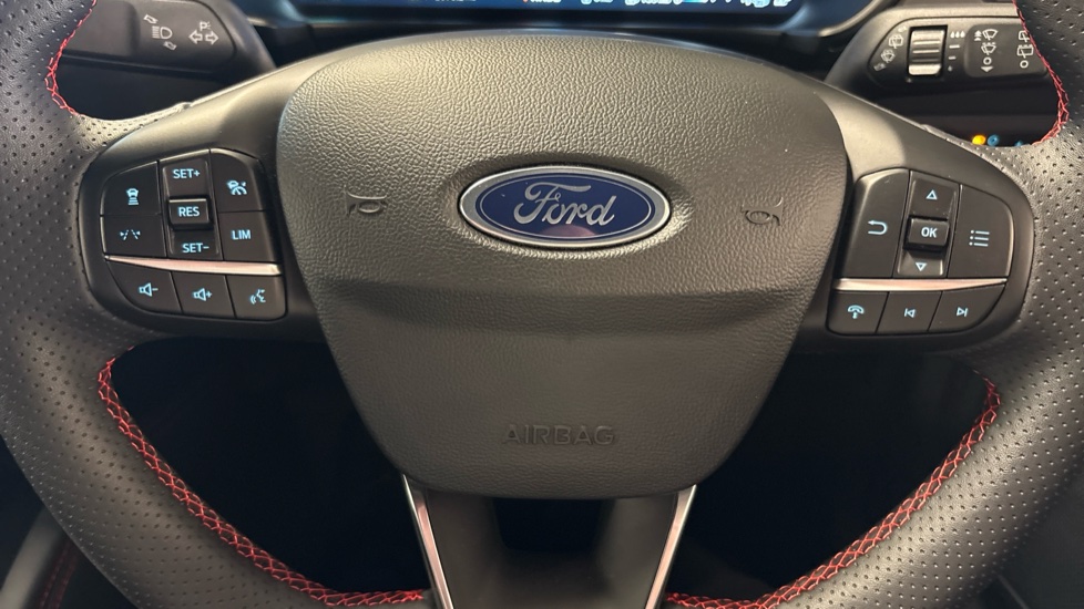 Ford Kuga 2.5 PHEV ST-Line X Black Package 5dr CVT Estate - Image 34