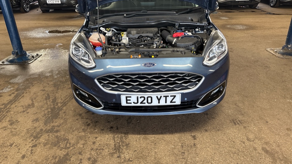 Ford Fiesta 1.0 EcoBoost Hybrid mHEV 155 Vignale Edition 5dr Petrol Hatchback - Image 8