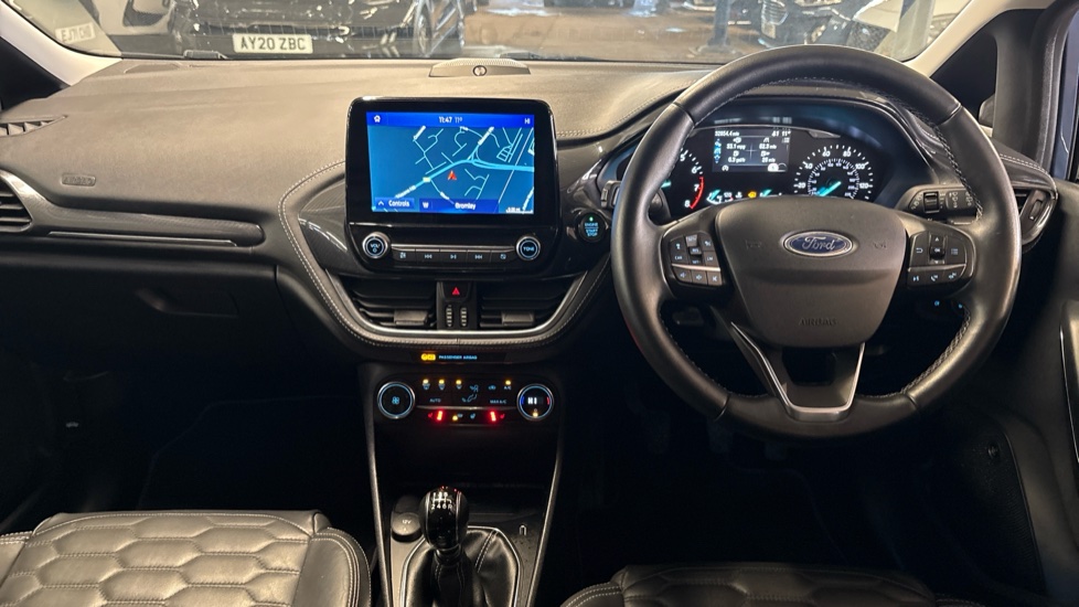 Ford Fiesta 1.0 EcoBoost Hybrid mHEV 155 Vignale Edition 5dr Petrol Hatchback - Image 10