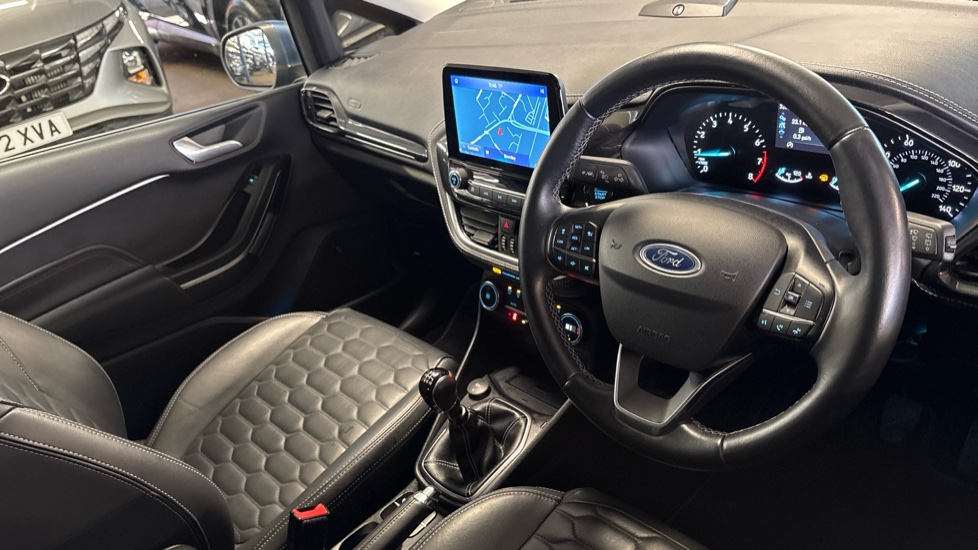Ford Fiesta 1.0 EcoBoost Hybrid mHEV 155 Vignale Edition 5dr Petrol Hatchback - Image 14