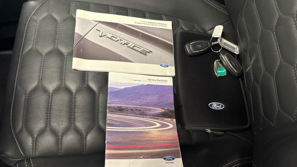 Ford Fiesta 1.0 EcoBoost Hybrid mHEV 155 Vignale Edition 5dr Petrol Hatchback - Image 19