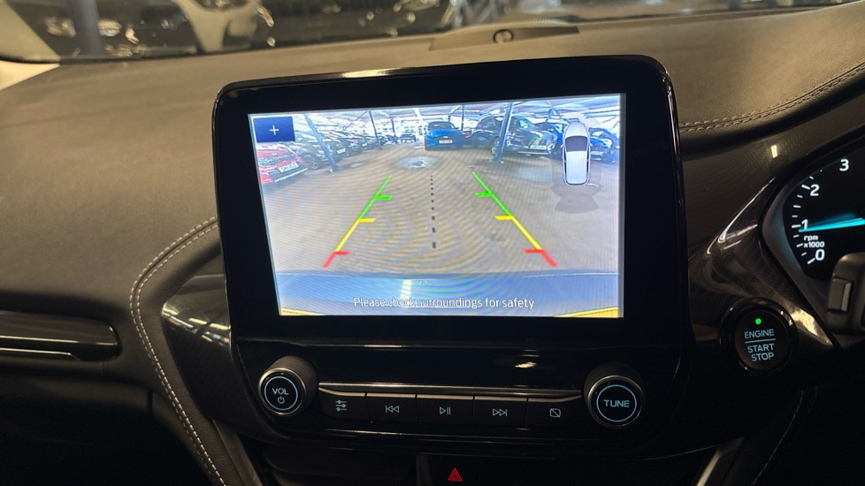Ford Fiesta 1.0 EcoBoost Hybrid mHEV 155 Vignale Edition 5dr Petrol Hatchback - Image 21