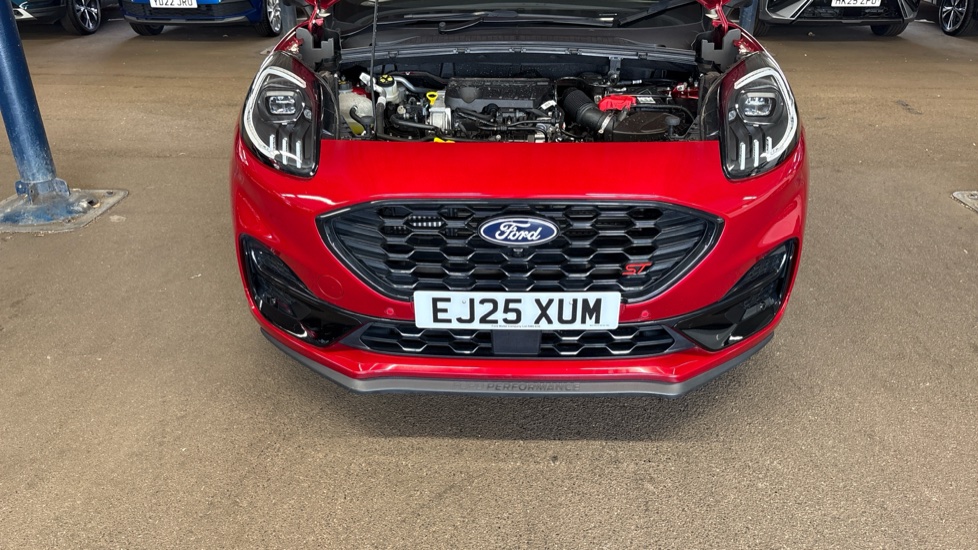 Ford Puma ST 1.0 EcoBoost Hybrid mHEV 170 ST 5dr DCT Petrol Hatchback - Image 8