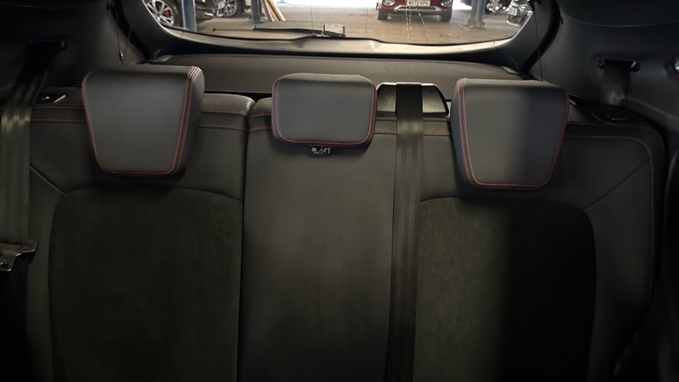 Ford Puma ST 1.0 EcoBoost Hybrid mHEV 170 ST 5dr DCT Petrol Hatchback - Image 15