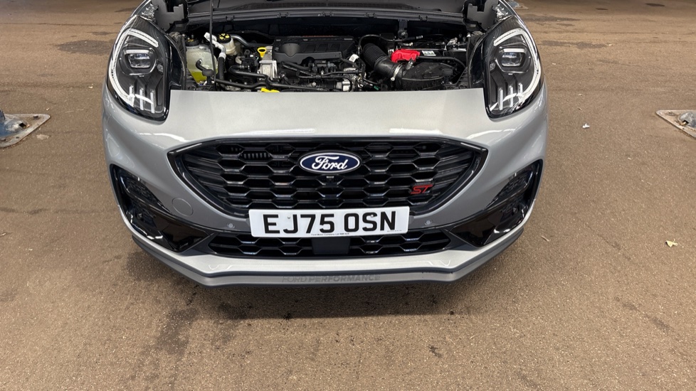 Ford Puma ST 1.0 EcoBoost Hybrid mHEV 170 ST 5dr DCT Petrol Hatchback - Image 8