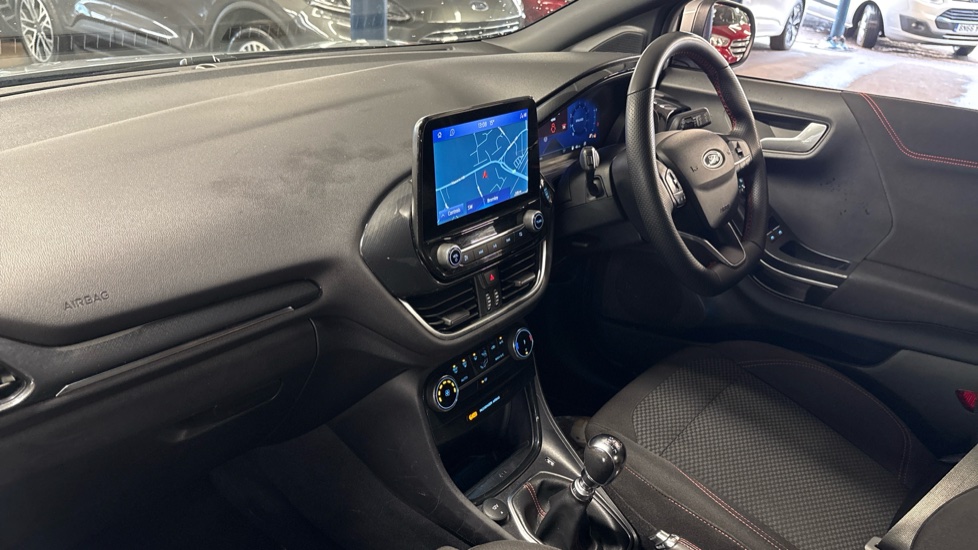 Ford Puma 1.0 EcoBoost Hybrid mHEV ST-Line 5dr Petrol Hatchback - Image 9
