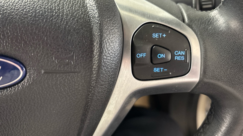 Ford EcoSport 1.0 EcoBoost Titanium 5dr Petrol Hatchback - Image 26