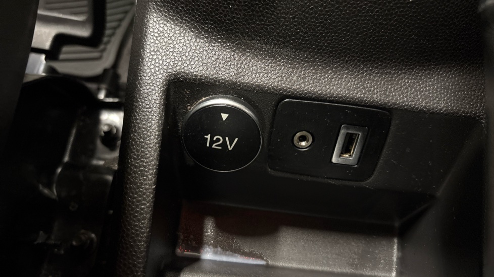 Ford EcoSport 1.0 EcoBoost Titanium 5dr Petrol Hatchback - Image 34