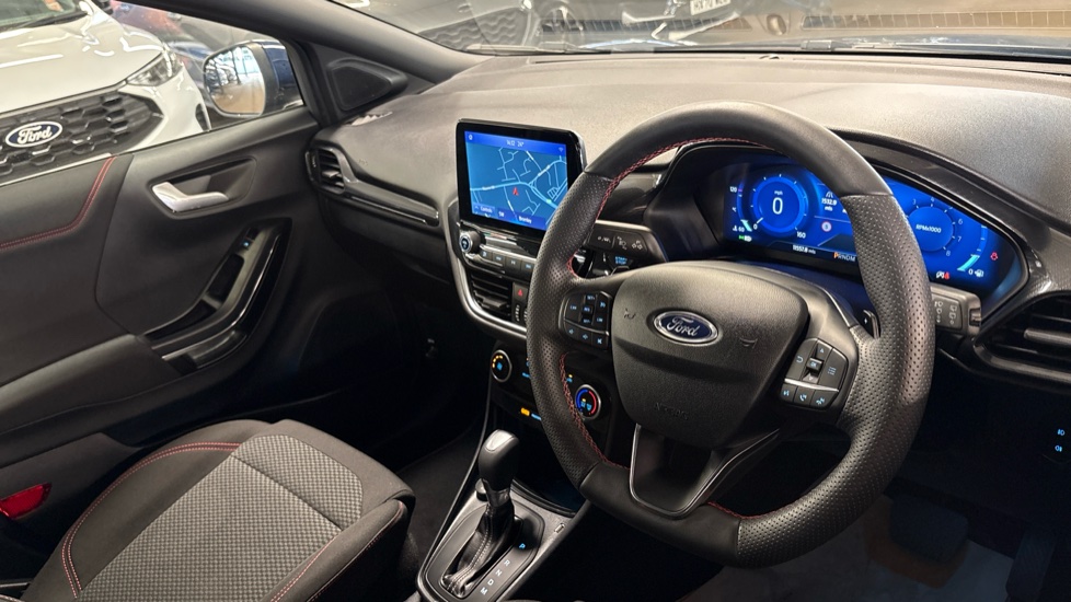 Ford Puma 1.0 EcoBoost Hybrid mHEV ST-Line 5dr DCT Petrol Hatchback - Image 11