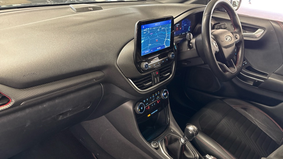 Ford Puma 1.0 EcoBoost Hybrid mHEV ST-Line X 5dr Petrol Hatchback - Image 9