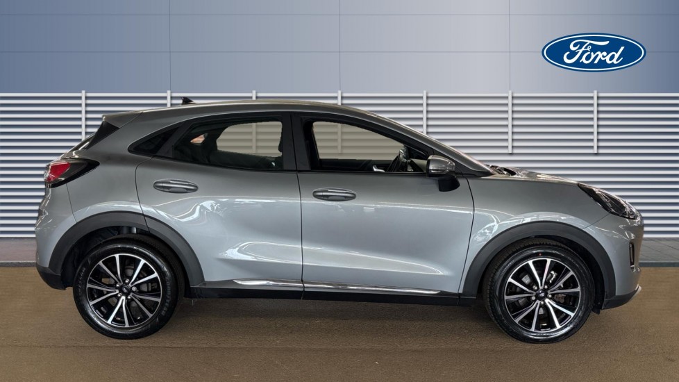 Ford Puma 1.0 EcoBoost Hybrid mHEV Titanium 5dr Petrol Hatchback - Image 5