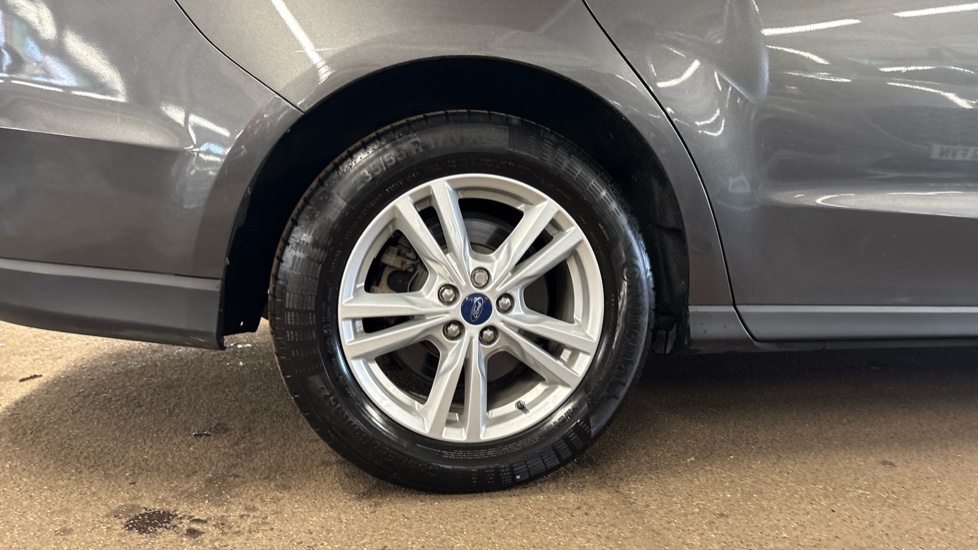 Ford Galaxy 2.5 FHEV 190 Titanium 5dr CVT Hybrid Estate - Image 7