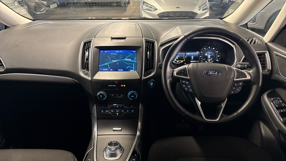 Ford Galaxy 2.5 FHEV 190 Titanium 5dr CVT Hybrid Estate - Image 10