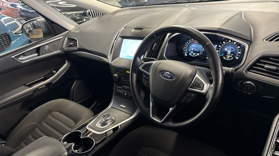 Ford Galaxy 2.5 FHEV 190 Titanium 5dr CVT Hybrid Estate - Image 14