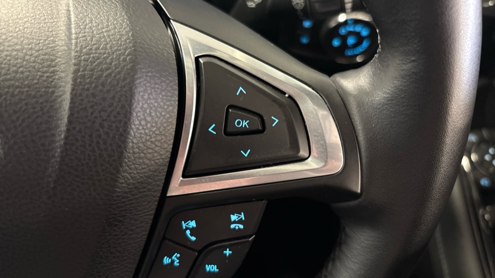 Ford Galaxy 2.5 FHEV 190 Titanium 5dr CVT Hybrid Estate - Image 26