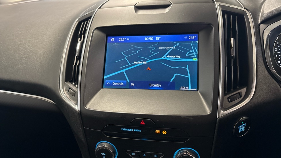 Ford Galaxy 2.5 FHEV 190 Titanium 5dr CVT Hybrid Estate - Image 35