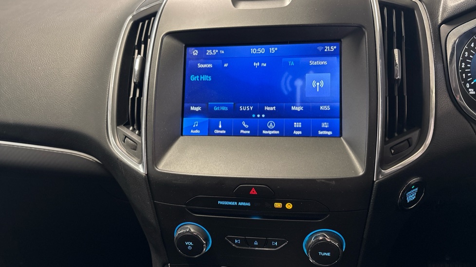 Ford Galaxy 2.5 FHEV 190 Titanium 5dr CVT Hybrid Estate - Image 37