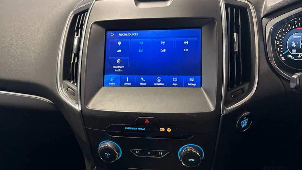 Ford Galaxy 2.5 FHEV 190 Titanium 5dr CVT Hybrid Estate - Image 38