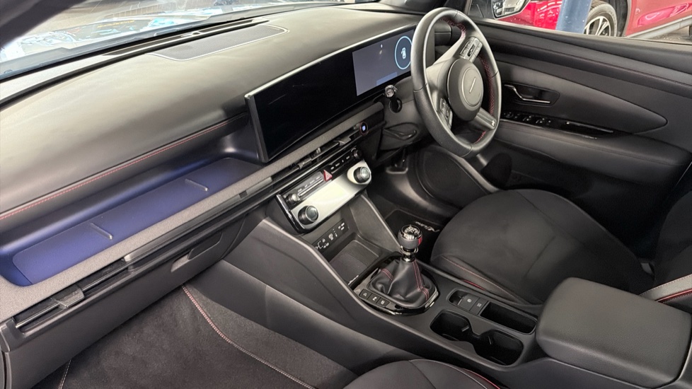 Hyundai TUCSON 1.6T N Line 5dr Petrol Estate - Image 9