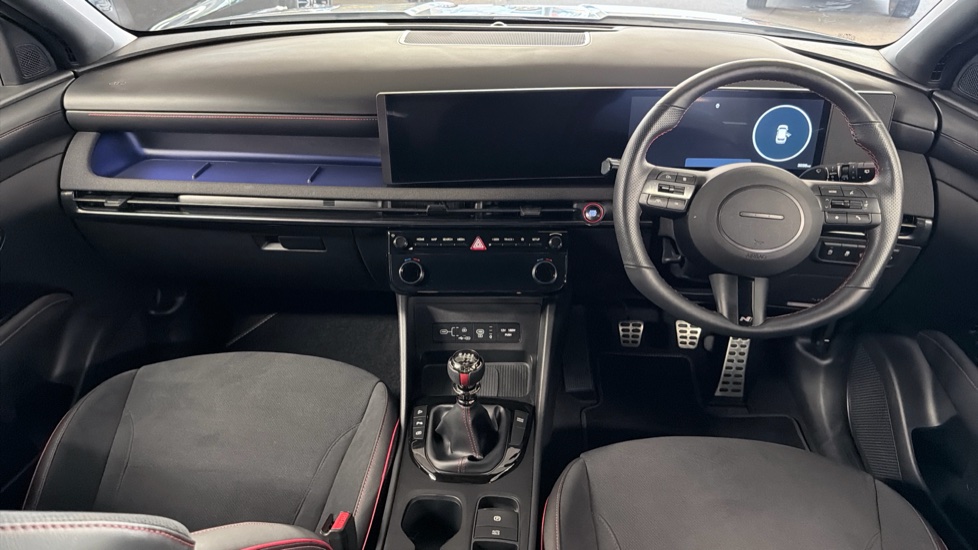 Hyundai TUCSON 1.6T N Line 5dr Petrol Estate - Image 10