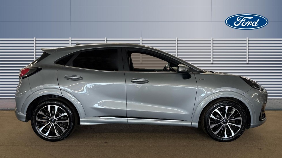 Ford Puma 1.0 EcoBoost Hybrid mHEV 155 ST-Line Vignale 5dr Petrol Hatchback - Image 5