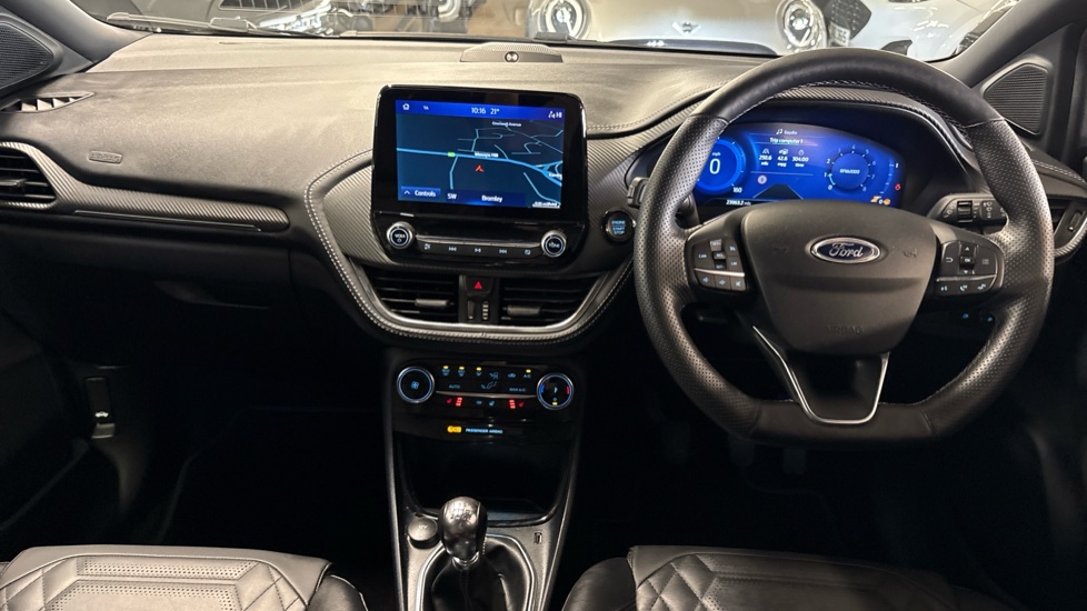 Ford Puma 1.0 EcoBoost Hybrid mHEV 155 ST-Line Vignale 5dr Petrol Hatchback - Image 10