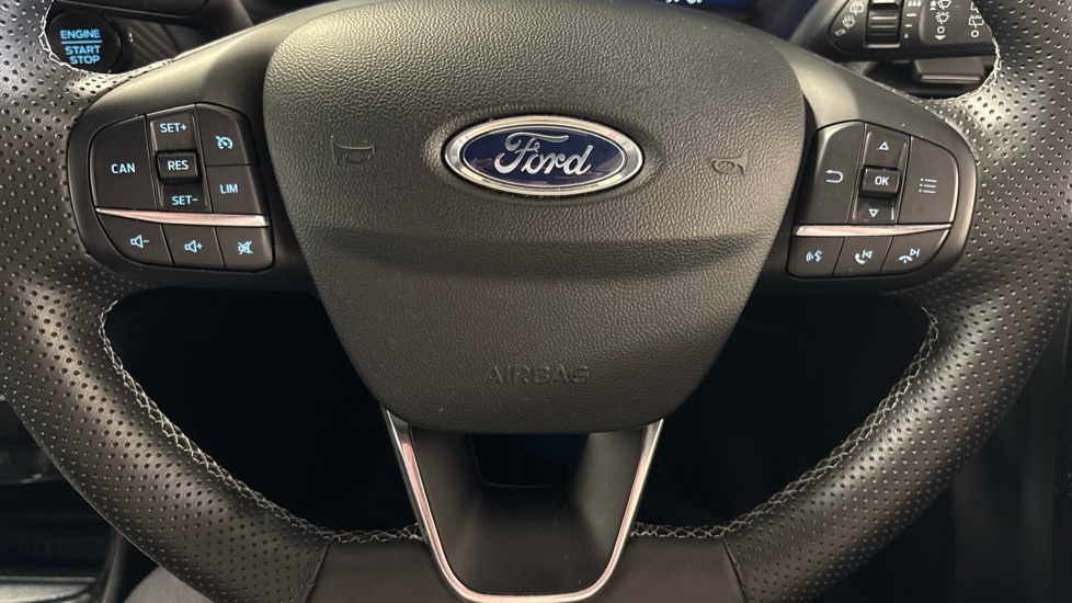Ford Puma 1.0 EcoBoost Hybrid mHEV 155 ST-Line Vignale 5dr Petrol Hatchback - Image 28