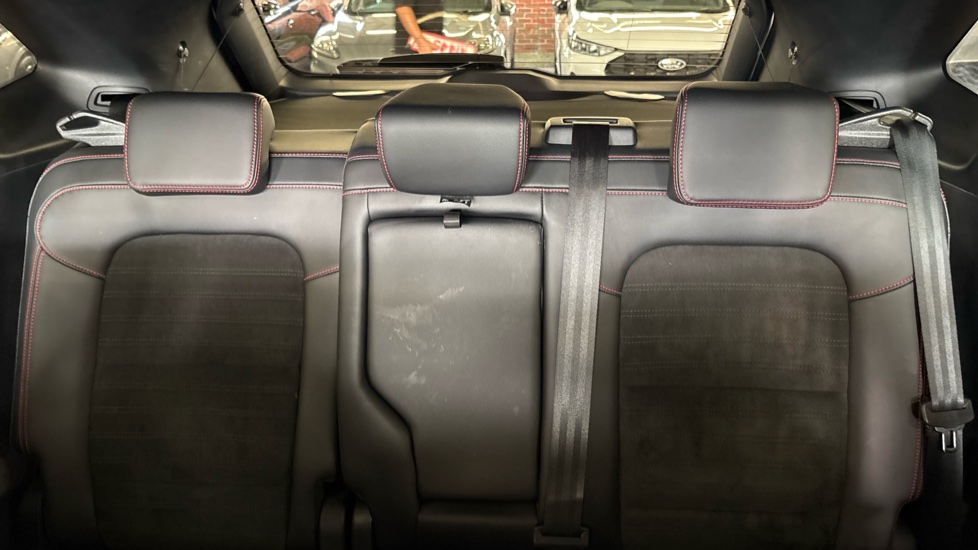 Ford Kuga 2.5 FHEV ST-Line X Edition 5dr CVT Hybrid Estate - Image 15