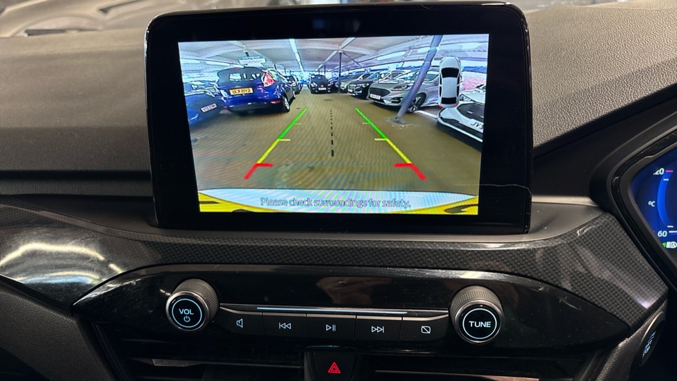 Ford Kuga 2.5 FHEV ST-Line X Edition 5dr CVT Hybrid Estate - Image 21