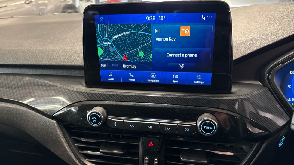 Ford Kuga 2.5 FHEV ST-Line X Edition 5dr CVT Hybrid Estate - Image 33