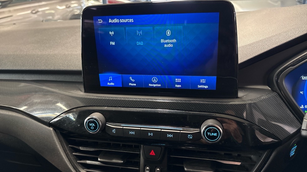 Ford Kuga 2.5 FHEV ST-Line X Edition 5dr CVT Hybrid Estate - Image 35