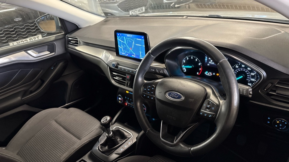 Ford Focus 1.0 EcoBoost 125 Titanium 5dr Petrol Estate - Image 14