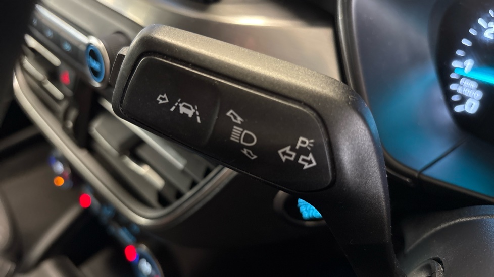 Ford Focus 1.0 EcoBoost 125 Titanium 5dr Petrol Estate - Image 30