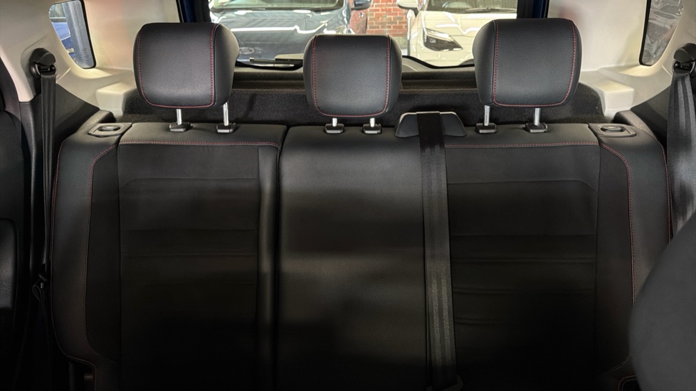 Ford EcoSport 1.0 EcoBoost 125 ST-Line 5dr Petrol Hatchback - Image 15
