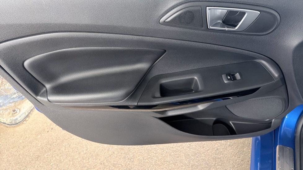 Ford EcoSport 1.0 EcoBoost 125 ST-Line 5dr Petrol Hatchback - Image 29