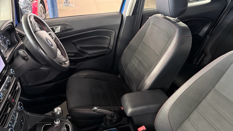 Ford EcoSport 1.0 EcoBoost 125 ST-Line 5dr Petrol Hatchback - Image 33